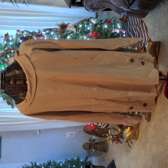 Adorable Tunic - Picture 1 of 6